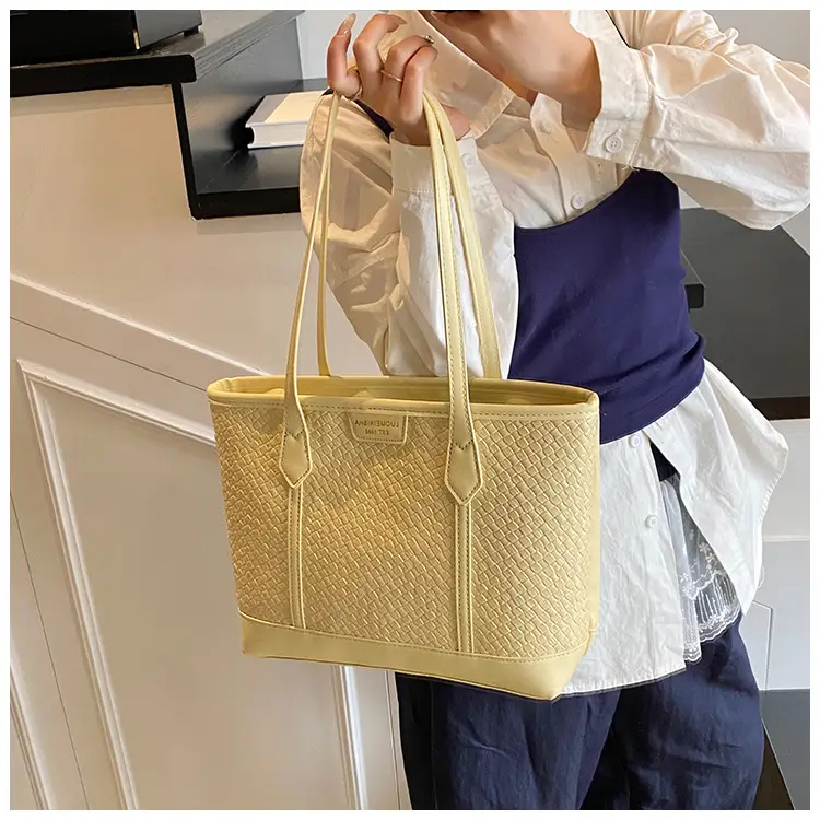 Pink Cross-Border Shoulder Bag 2025 New Spring — feature 26