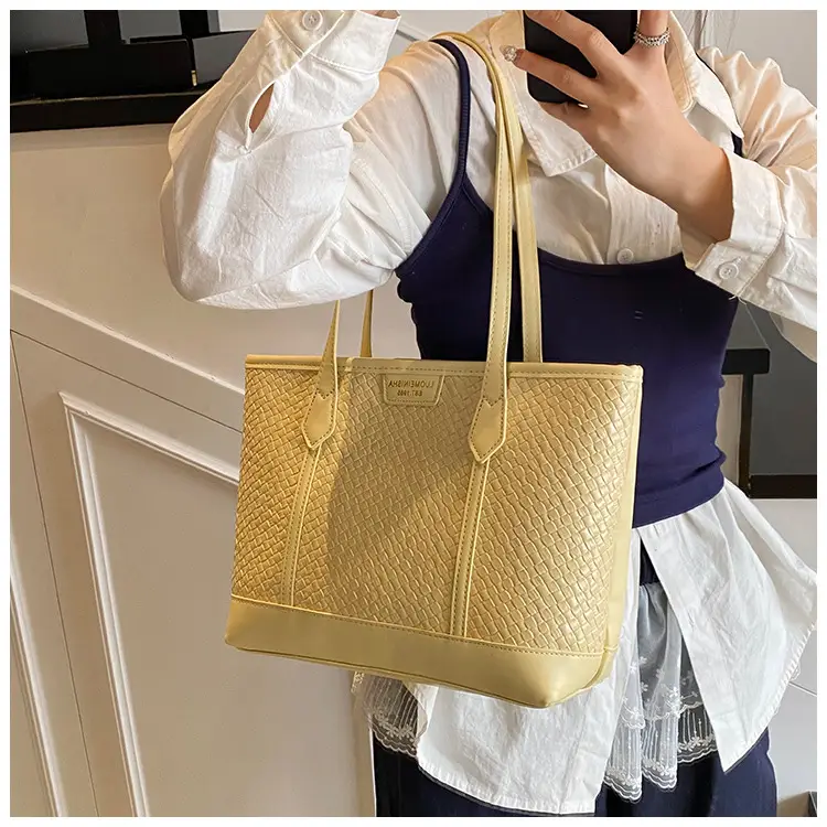 Pink Cross-Border Shoulder Bag 2025 New Spring — feature 31