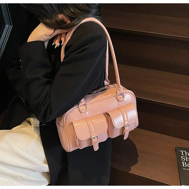 Brown Retro Shoulder Bag for Women with 5 Pockets — feature 23