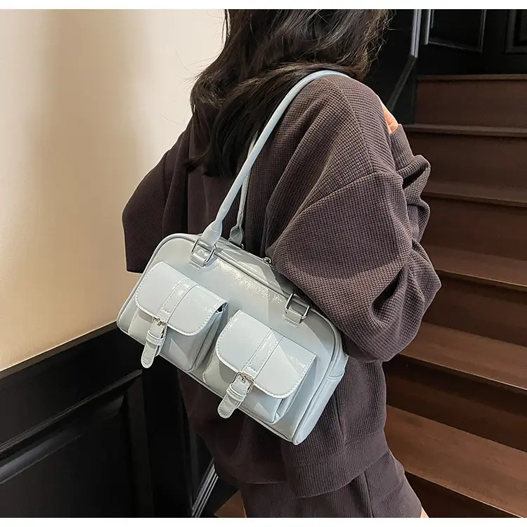Brown Retro Shoulder Bag for Women with 5 Pockets — feature 37