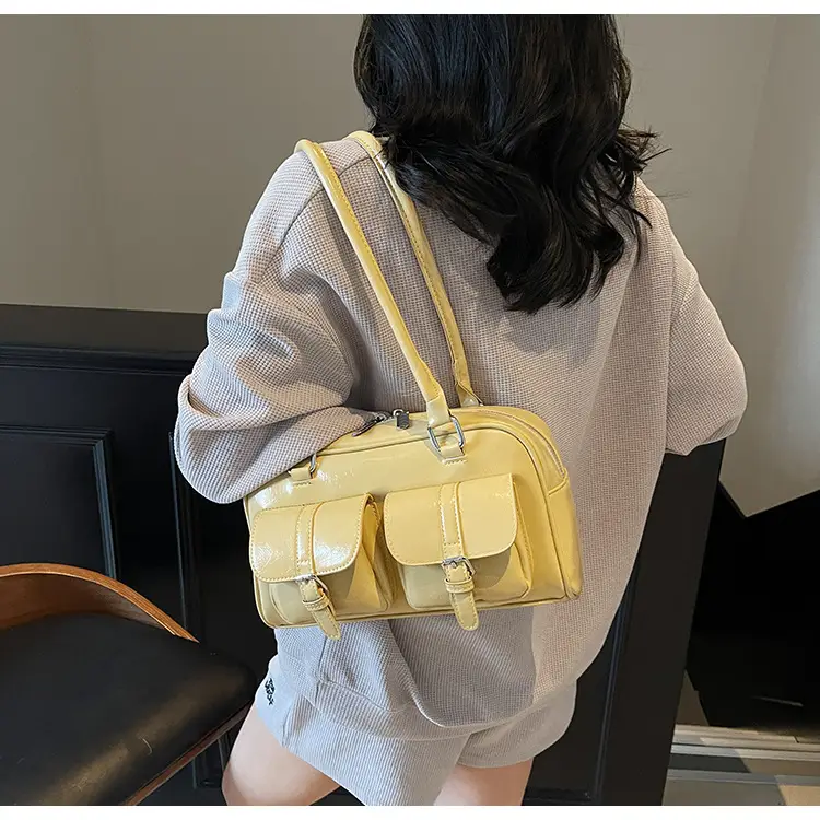 Brown Retro Shoulder Bag for Women with 5 Pockets — feature 40