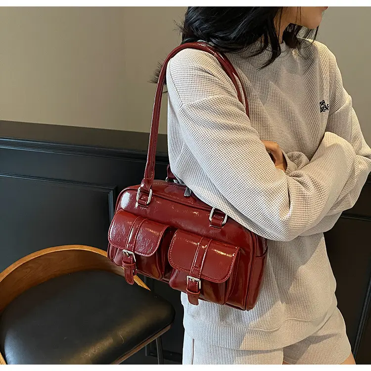 Brown Retro Shoulder Bag for Women with 5 Pockets — feature 42