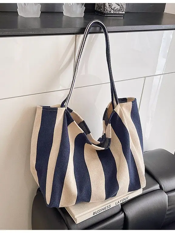 Red Striped Canvas Shoulder Bag for Women 2026 - Image 11