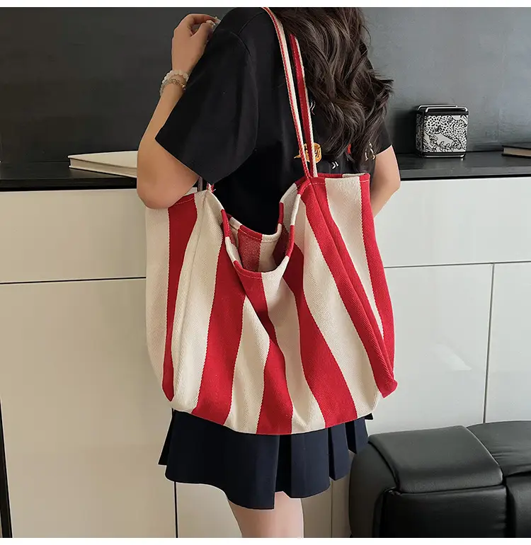 Red Striped Canvas Shoulder Bag for Women 2026 — feature 17