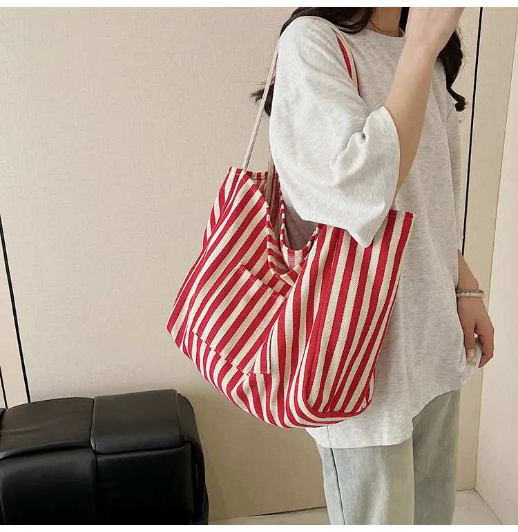 Red Striped Canvas Shoulder Bag for Women 2026 — feature 28
