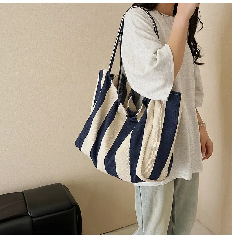 Red Striped Canvas Shoulder Bag for Women 2026 — feature 32