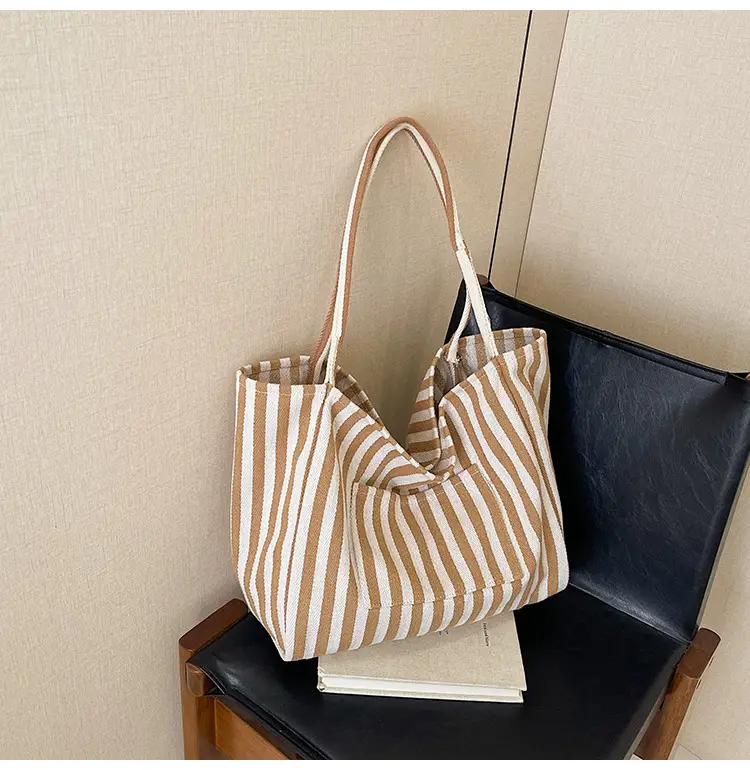 Red Striped Canvas Shoulder Bag for Women 2026 — feature 44