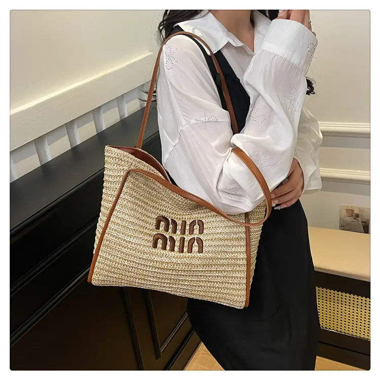 2025 New Commuting Tote Bag Striped Woven Large Capacity — feature 11