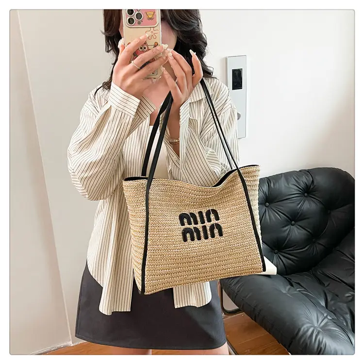 2025 New Commuting Tote Bag Striped Woven Large Capacity — feature 19