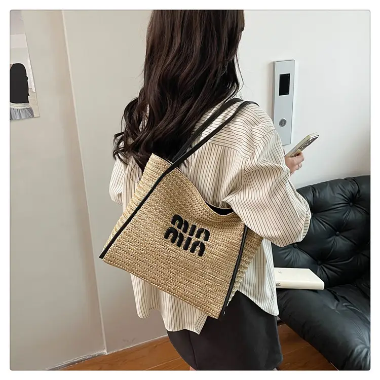 2025 New Commuting Tote Bag Striped Woven Large Capacity — feature 21