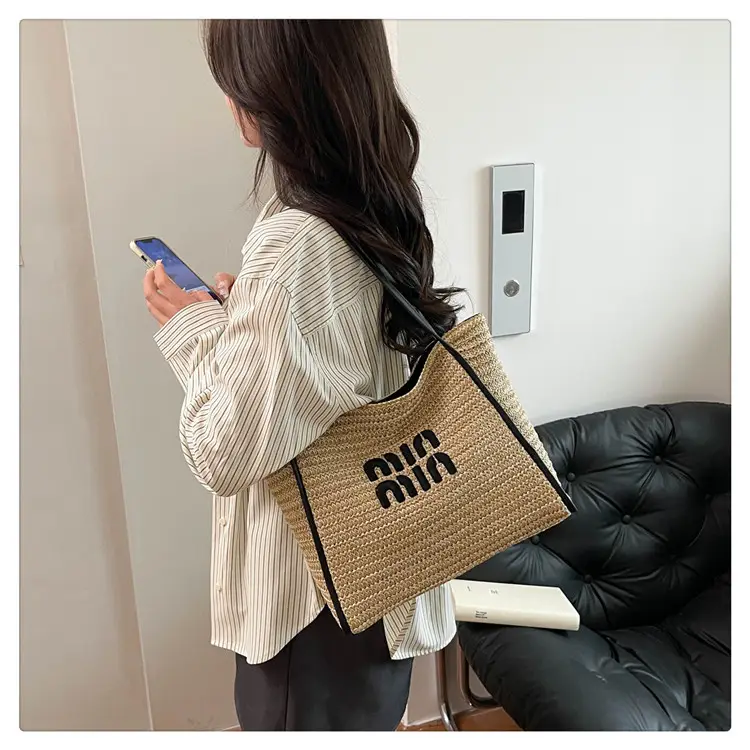 2025 New Commuting Tote Bag Striped Woven Large Capacity — feature 22