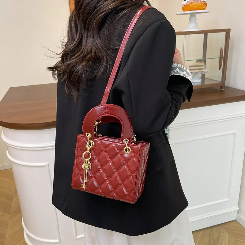 New Korean Style Textured Black Shoulder Bag for Women - Image 7