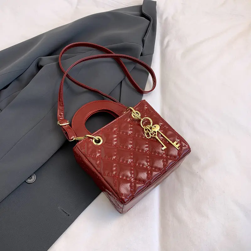 New Korean Style Textured Black Shoulder Bag for Women - Image 3