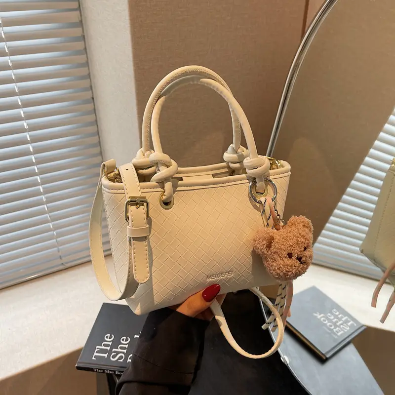 Pink Textured Handheld Shoulder Bag for Women - Image 2
