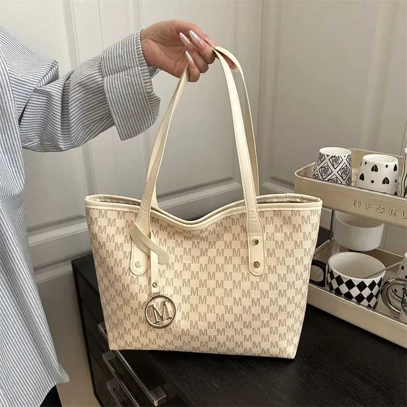 Women Printed Tote Bag Large Capacity Leather Handle - Image 5