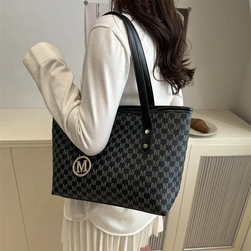 Women Printed Tote Bag Large Capacity Leather Handle — feature 24