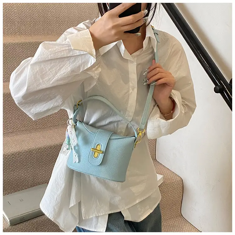 Pink Leather Shoulder Bag for Women 2025 — feature 37