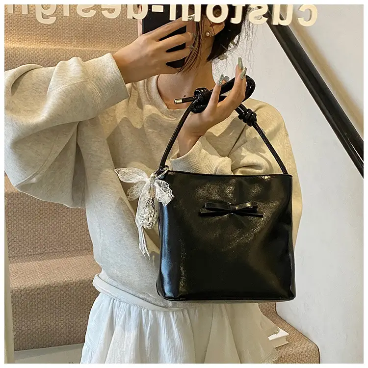 Light Blue Bow Shoulder Bag for Women 2025 — feature 23