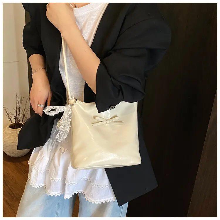 Light Blue Bow Shoulder Bag for Women 2025 — feature 29
