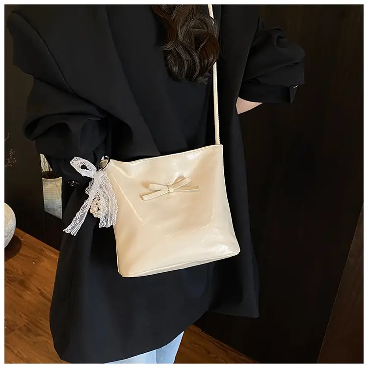 Light Blue Bow Shoulder Bag for Women 2025 — feature 30
