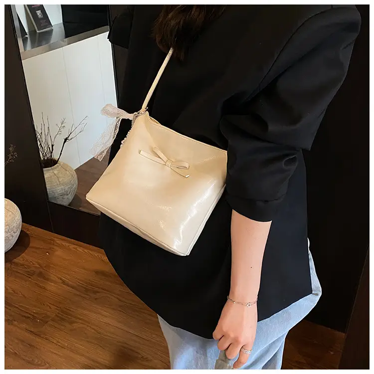 Light Blue Bow Shoulder Bag for Women 2025 — feature 32