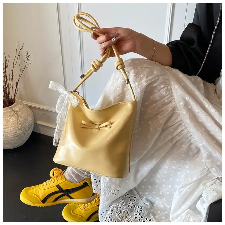 Light Blue Bow Shoulder Bag for Women 2025 — feature 38