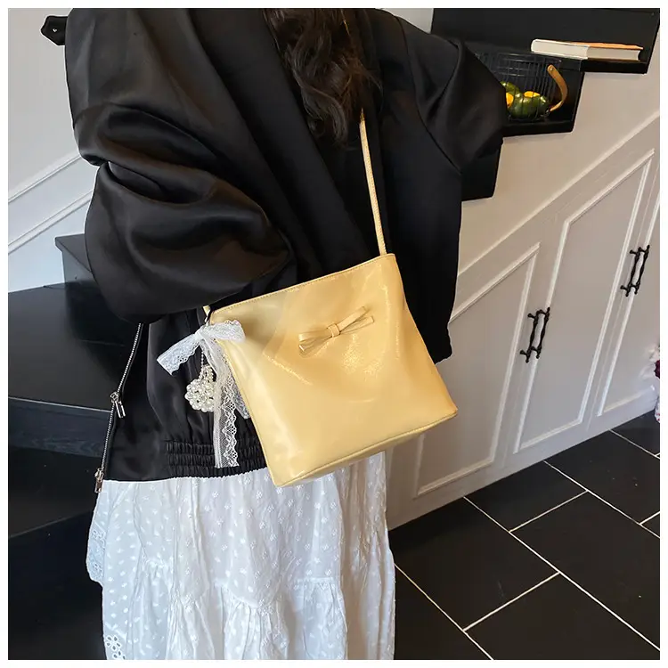 Light Blue Bow Shoulder Bag for Women 2025 — feature 44