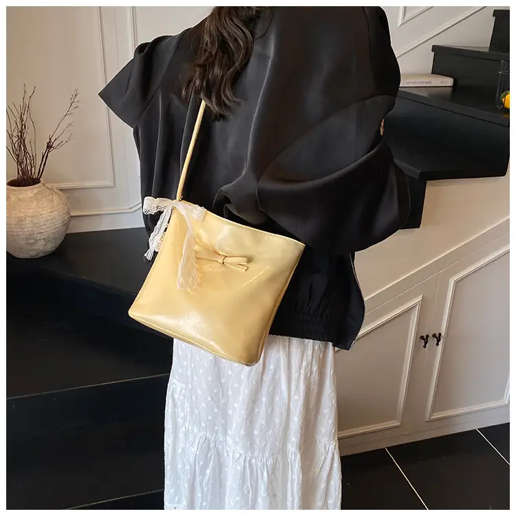 Light Blue Bow Shoulder Bag for Women 2025 — feature 45