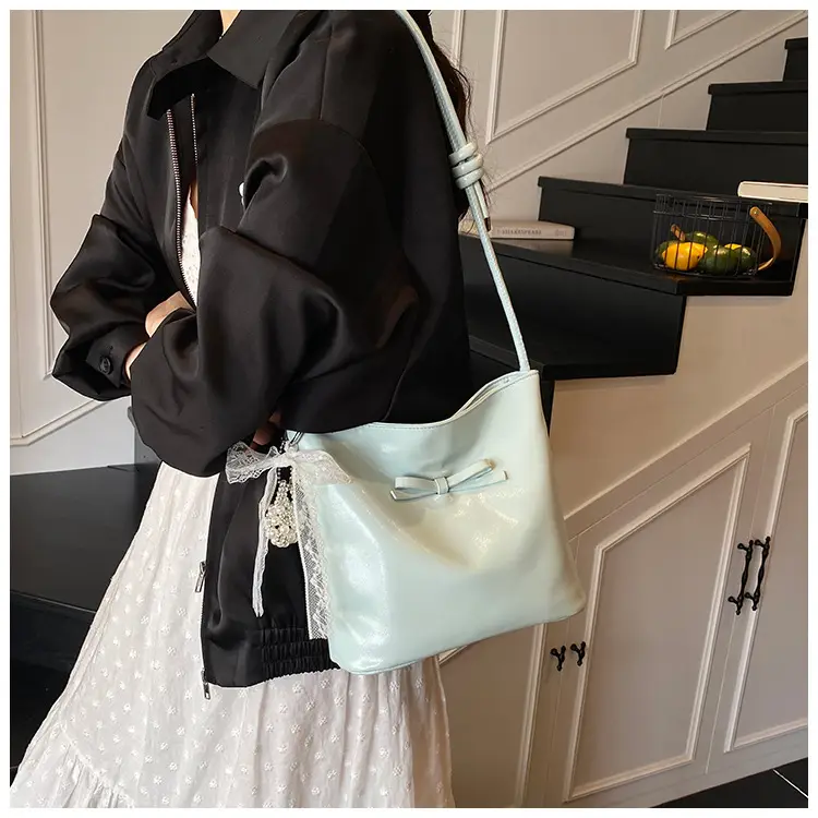 Light Blue Bow Shoulder Bag for Women 2025 — feature 46