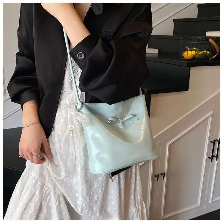 Light Blue Bow Shoulder Bag for Women 2025 — feature 50