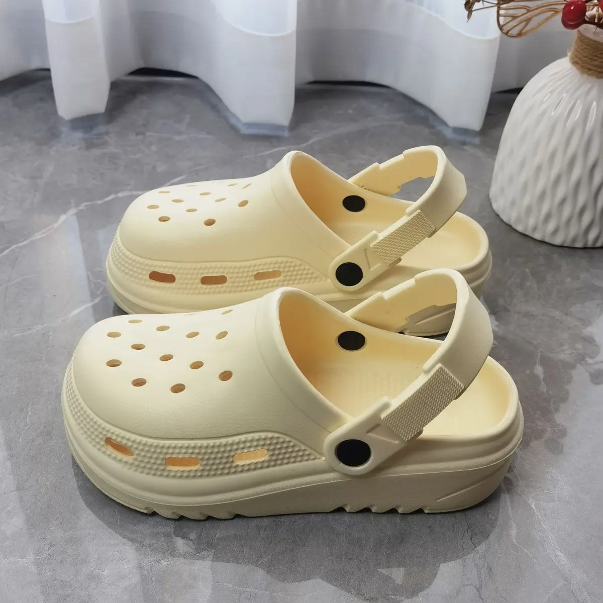 Women EVA Hole Sandals Summer Cream 2025