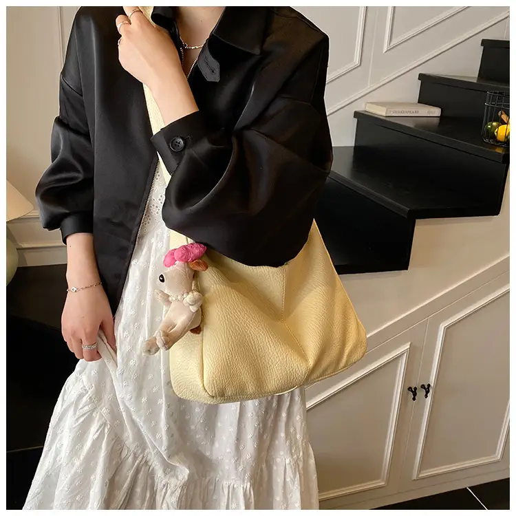 Women's Korean Style Large Capacity Tote Bag Beige 2025 — feature 43
