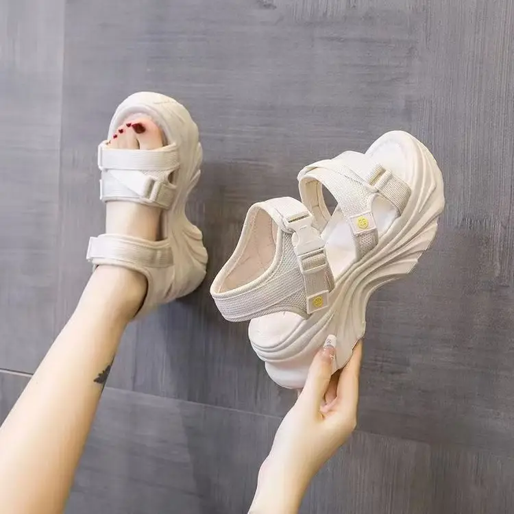 Women's Black Wedge Sandals Summer 2025 — feature 4