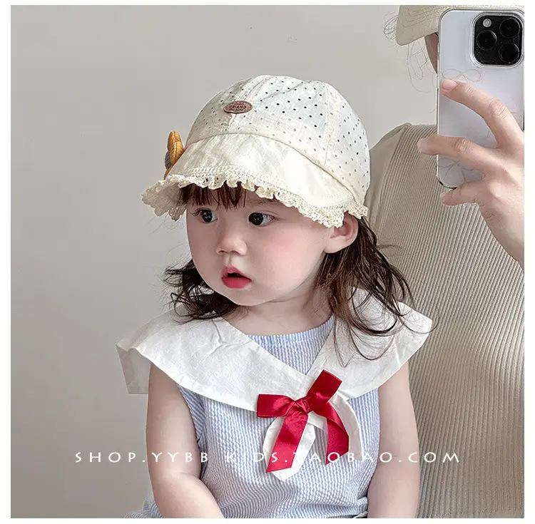Baby Girl Lace Sun Hat with Flower Decor — feature 4