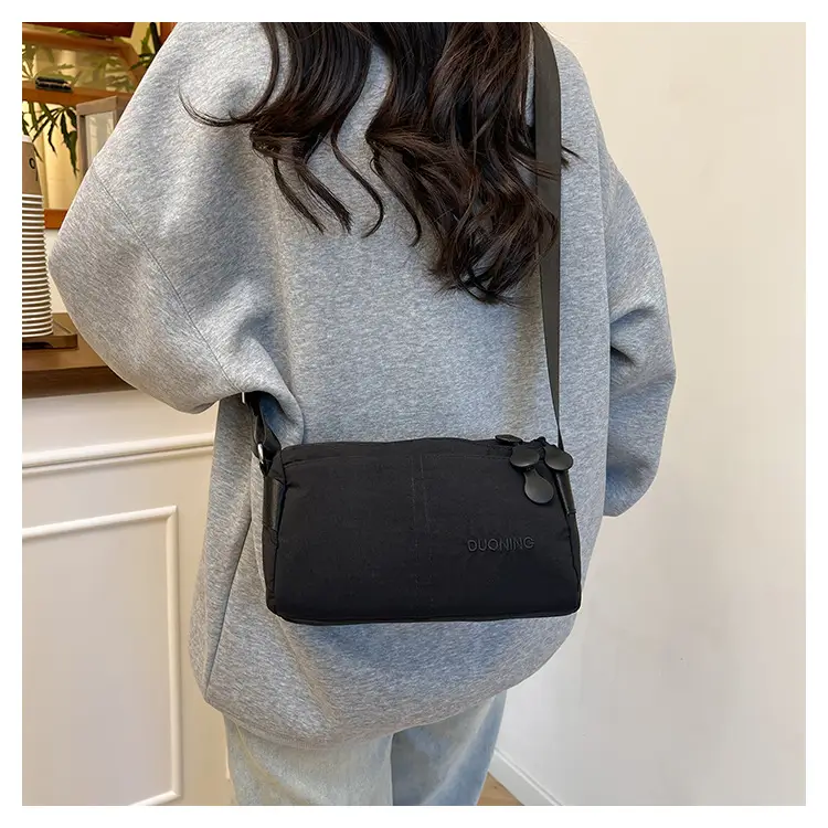 Retro Tan Shoulder Bag for Women 2025 — feature 15