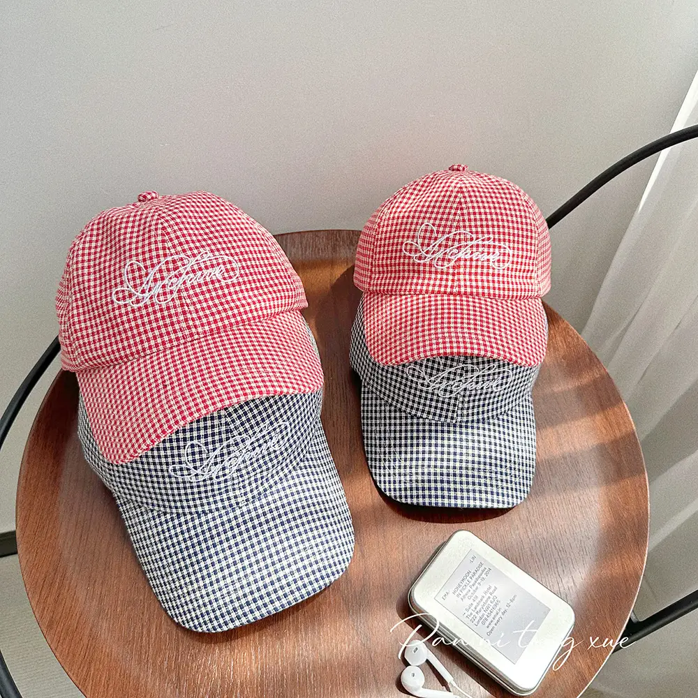 Korean Style Embroidered Baseball Cap Women Travel Sunshade Cap - Image 4