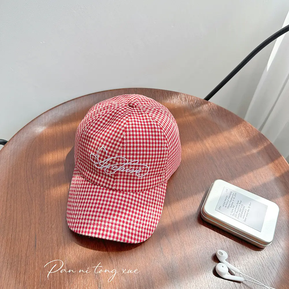 Korean Style Embroidered Baseball Cap Women Travel Sunshade Cap - Image 2