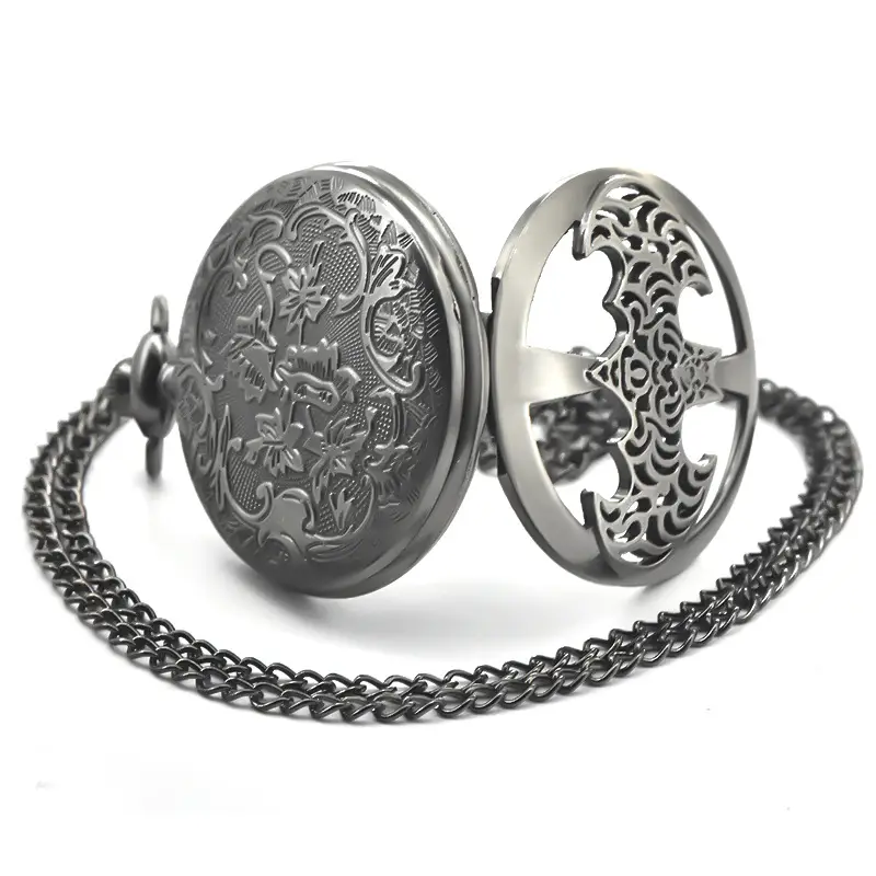 Retro Hollow Batman Pocket Watch with Quartz Movement — feature 7