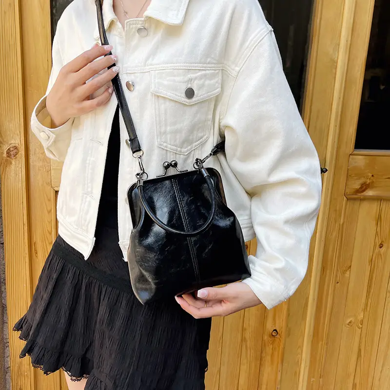 Retro Red Leather Shoulder Bag for Women 2025 - Image 5
