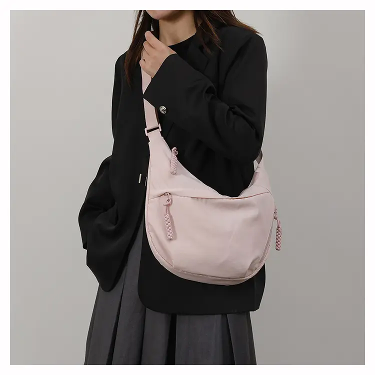 Gray Korean Style Shoulder Bag for Women 2026 — feature 40