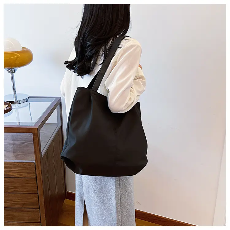 Casual Large Capacity Tote Bag Black White Beige — feature 11