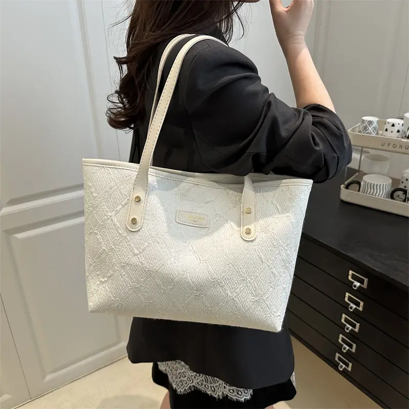 Pink Quilted Shoulder Bag for Women 2025 - Image 7