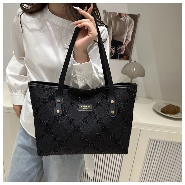 Pink Quilted Shoulder Bag for Women 2025 — feature 8
