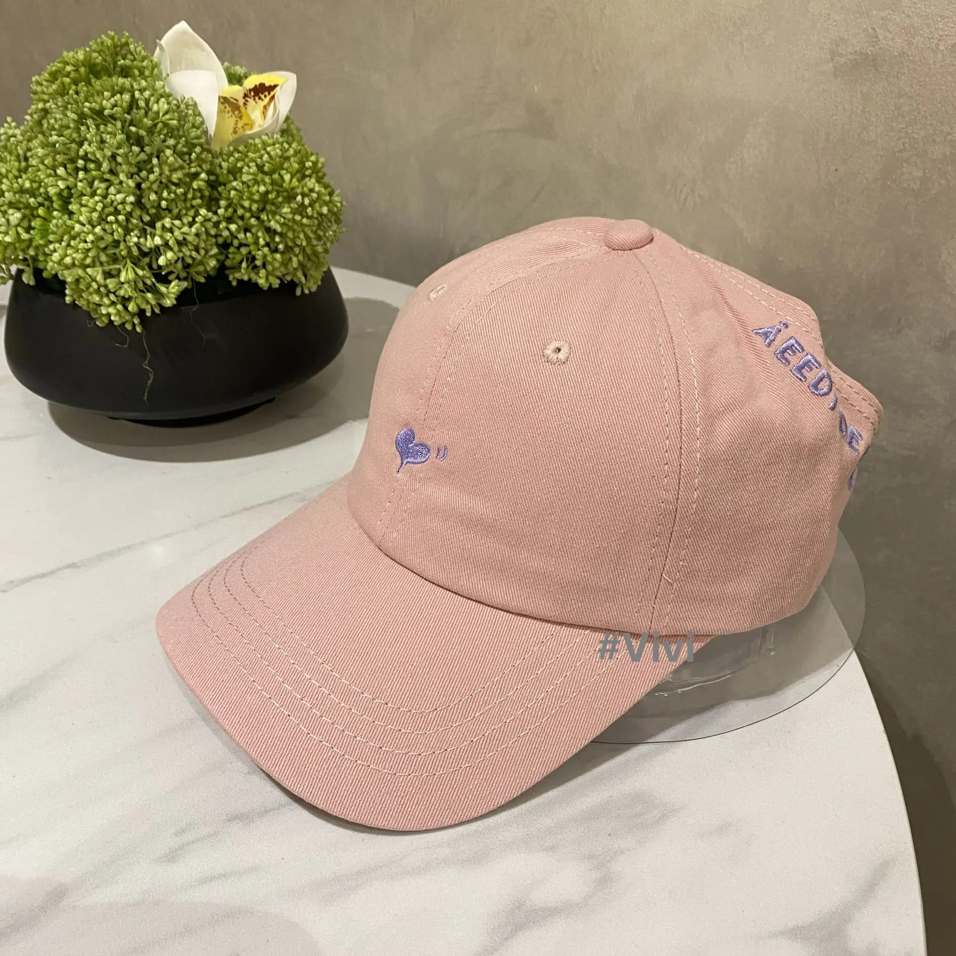 2025 New High Ponytail Embroidered Cap Women's Sweet Face Hat - Image 4