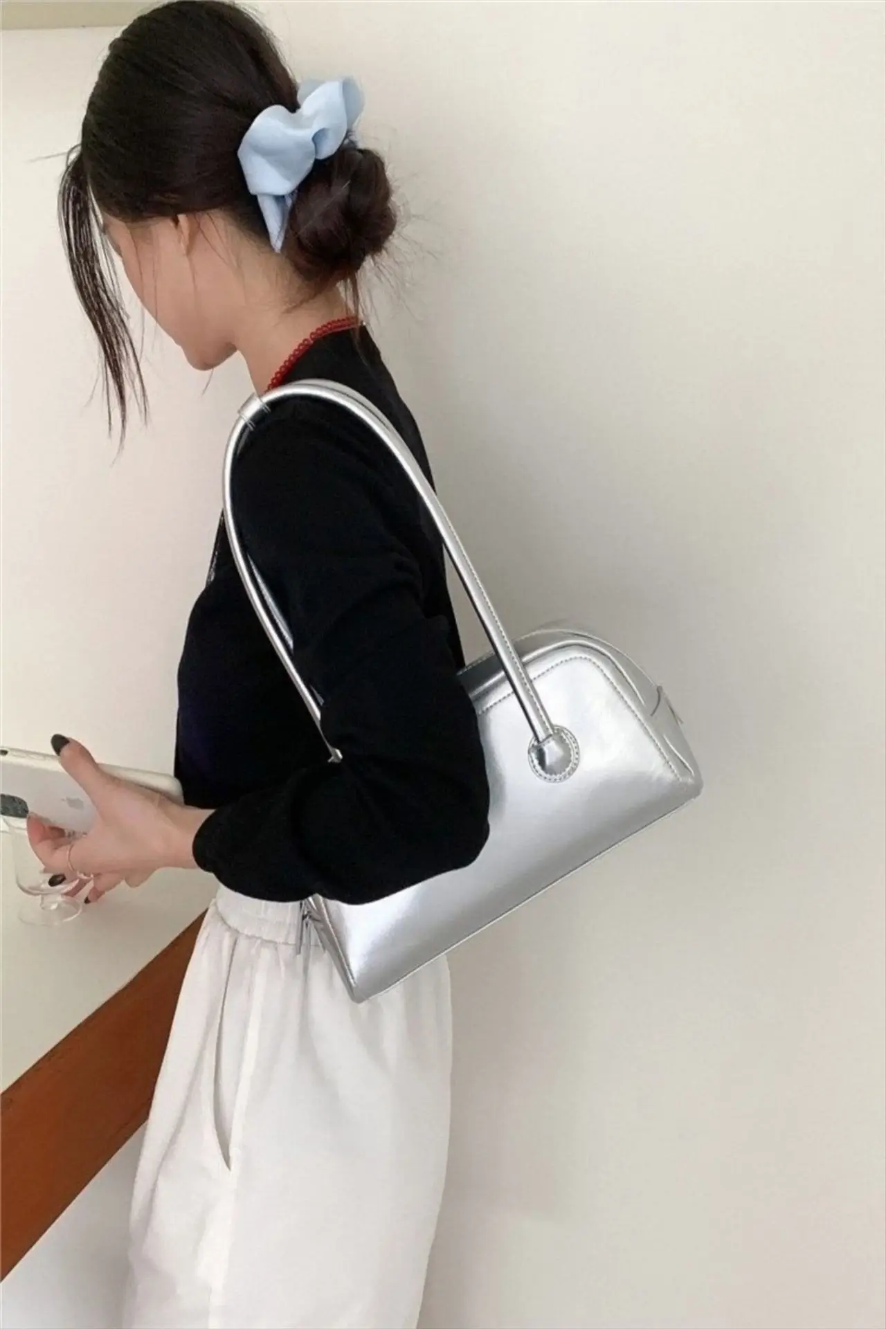 2025 New Arrival Silver Zipper Tote Bag for Women — feature 7
