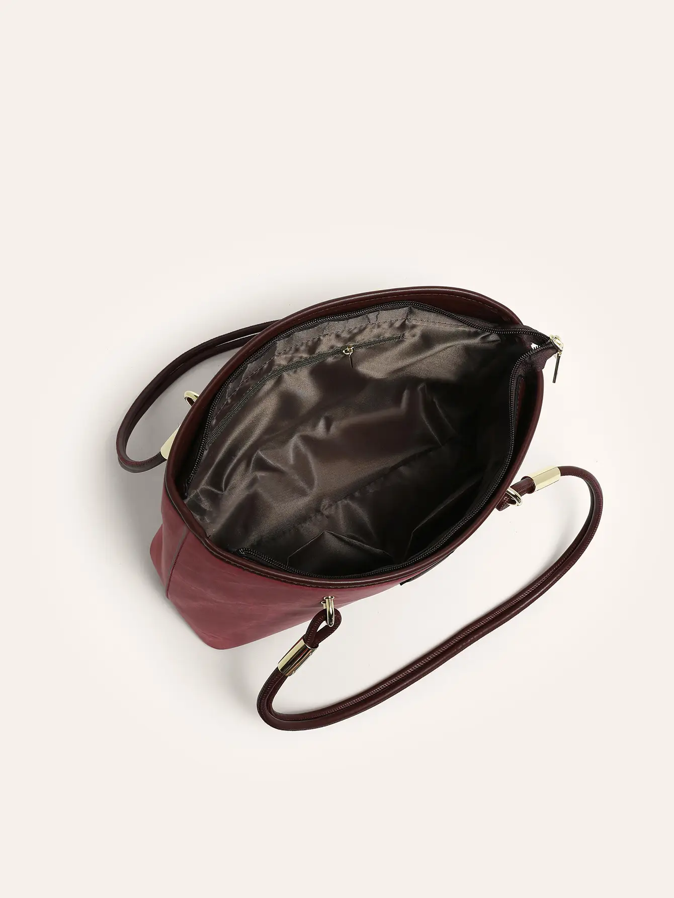 Red Women's Shoulder Bag with Heart Detail — feature 5