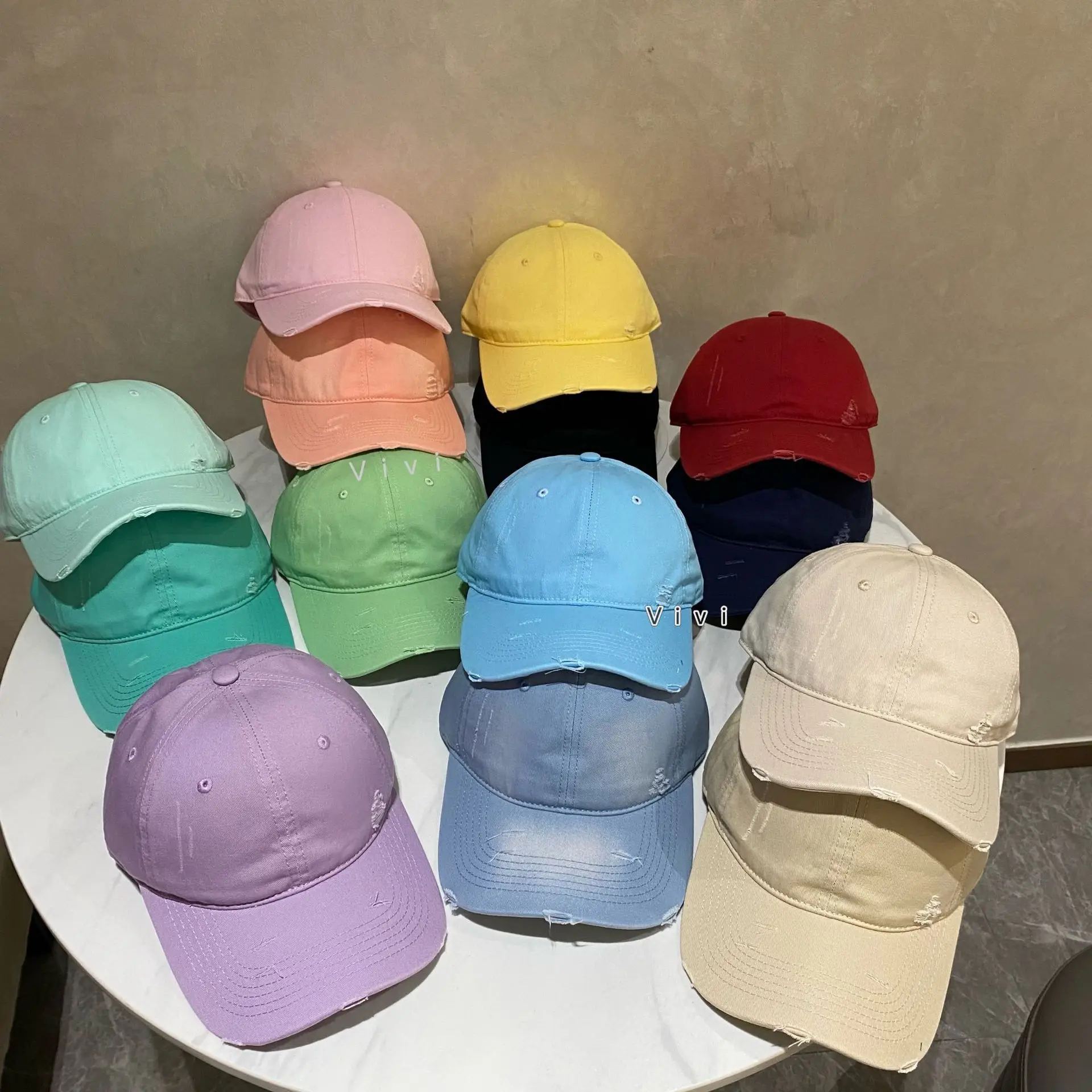 VIVI Beige Baseball Cap for Women Men Outdoor Sunscreen — feature 2
