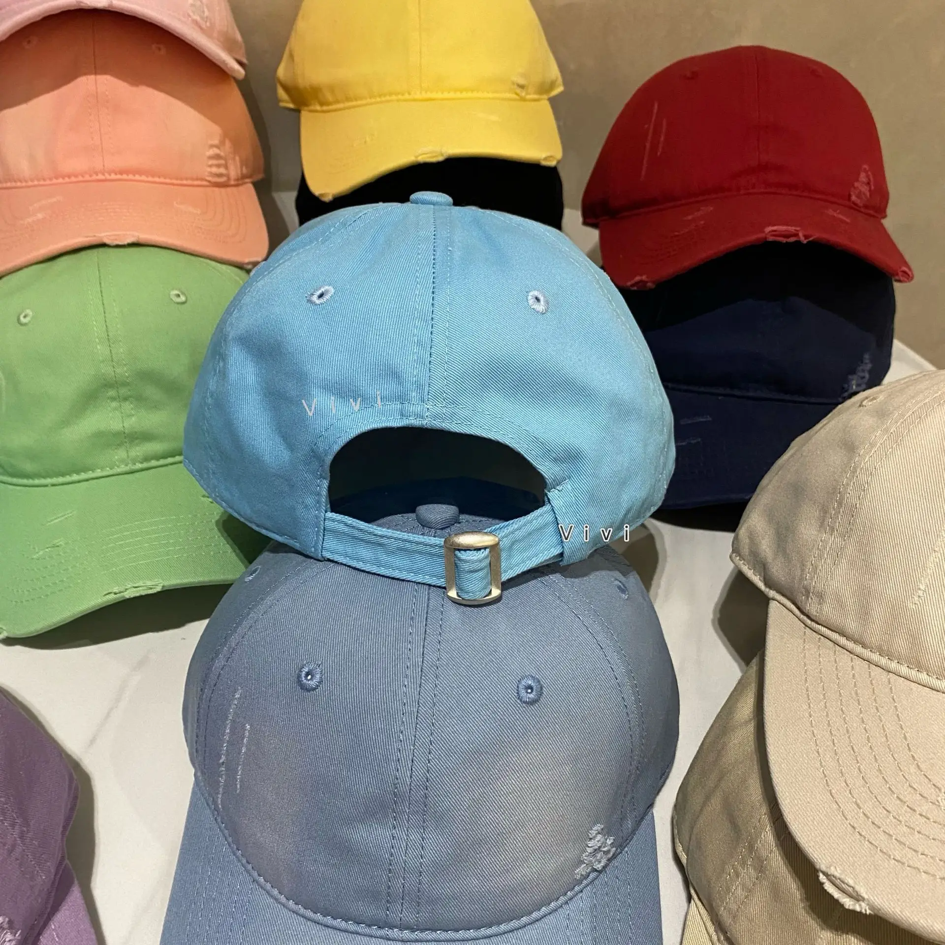 VIVI Beige Baseball Cap for Women Men Outdoor Sunscreen — feature 3
