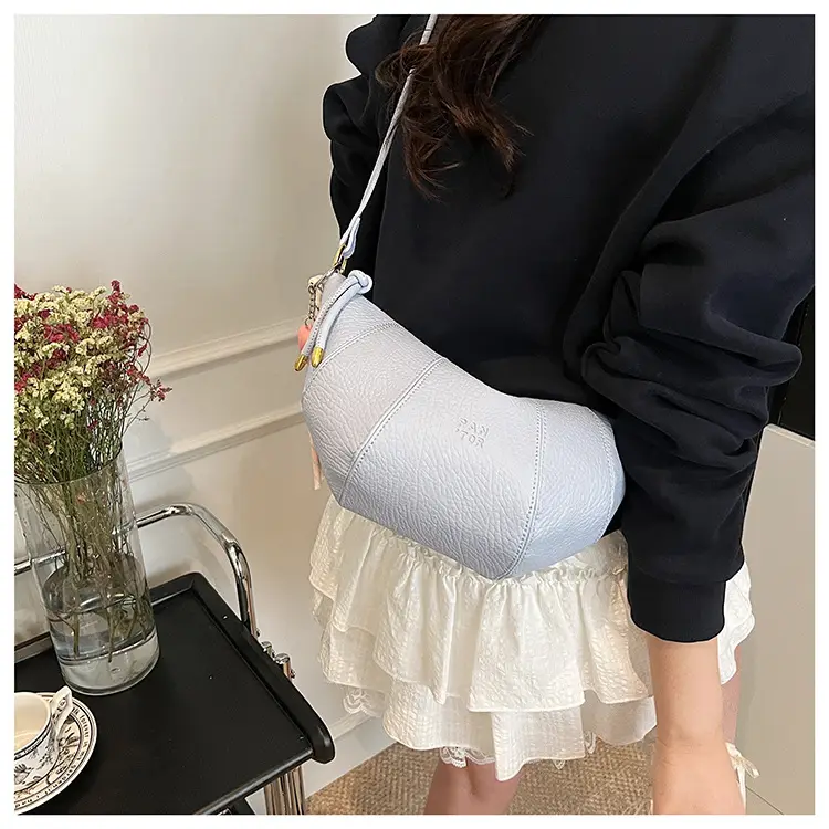 2026 French Style Niche Bags for Women, Cute Crossbody & Shoulder, Spring Summer Croissant Design — feature 30