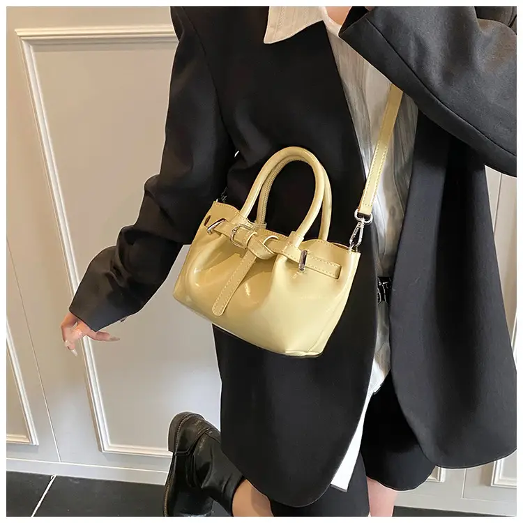Women Pleated Bucket Bag Cream 2025 Summer — feature 13